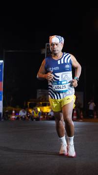 BIB: 9646
                            <button type="button" onclick="openModal(23084471)" class="btn btn-primary btn-sm float-right btn-popup" data-toggle="modal" data-target=".modal-high-quality">
                        <i class="fas fa-shopping-cart"></i> Add to Cart
                    </button>
                                            <button type="button" onclick="isThisMe(23084471, true)" class="btn btn-success btn-sm float-right btn-popup btn-isme hidden" data-toggle="tooltip" data-placement="bottom" title="นี่คือรูปของคุณใช่ไหม คลิกที่นี่เพื่อเอาเข้าอัลบั้ม">
                        <i class="fas fa-plus"></i> Add to album
                    </button>
                    <button type="button" onclick="isThisMe(23084471, false)" class="btn btn-warning btn-sm float-right btn-popup btn-isnotme hidden">
                        <i class="fas fa-ban"></i> Remove from album
                    </button>